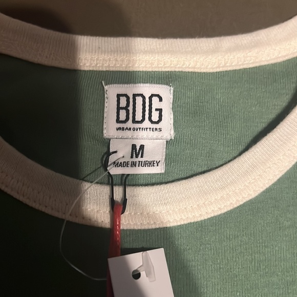 NET BDG BABYDOLL TOP - Picture 3 of 4